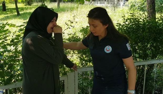 Polisleri o halde görünce...Gözyaşlarını tutamadı!