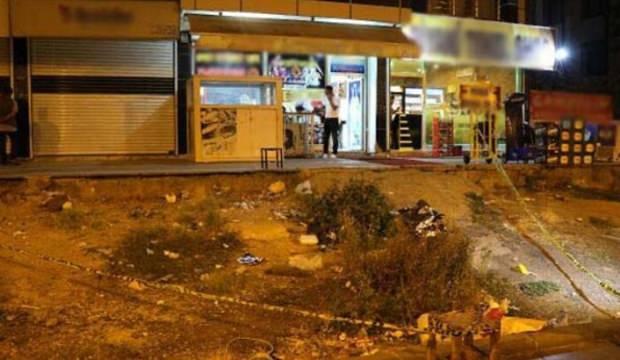 Korkunç! Kafe önünde otururken tabancayla vuruldu