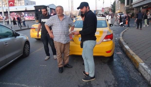 Yayaya çarpıp kaçmaya çalışan taksici yakalandı