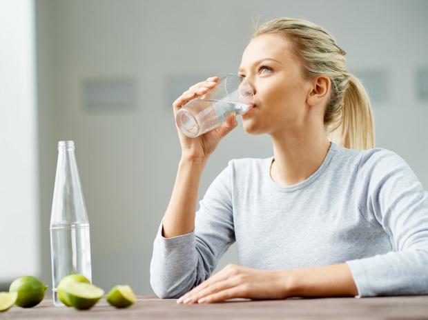 su diyetinin zayıflama üzerindeki faydaları yararları