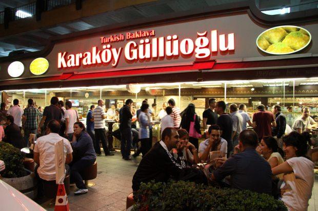 Karaköy- Güllüoğlu