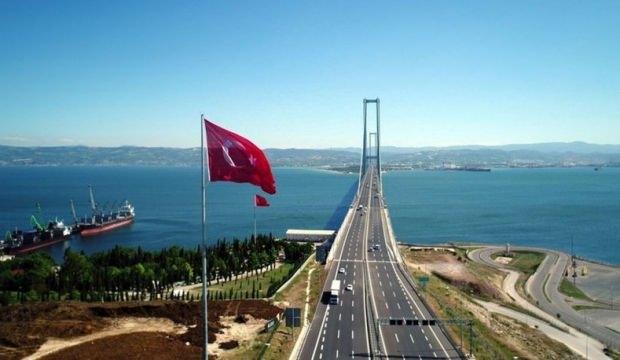 Bu bayramda otoyol ve köprüler ücretsiz mi? KGM ücretsiz yol ve köprüler...