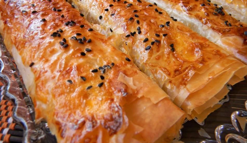 baklava_yufkasindan_citir_kol_boregi_tarifi_1566806634_0754.jpg