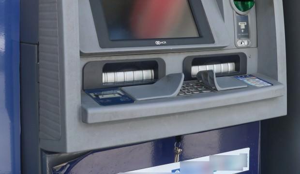 Gören inanamadı! ATM'de unutulunca olanlar oldu