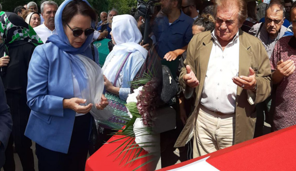 usta_oyuncu_suleyman_turana_veda_bircok_usta_isim_cenazede_1568199809_3783.png