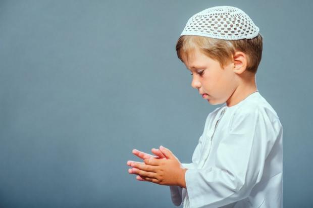 Çocuklara dua öğretme