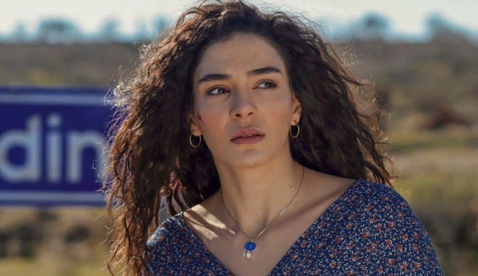 hercai_dizisinin_reyyani_ebru_sahin_oyun_bagimlisi_cikti_1569910156_1445.jpg