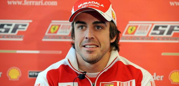 Fernando Alonso pistlere dönüyor