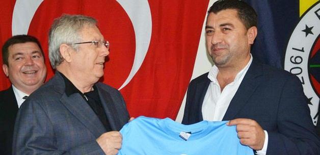Aziz Yıldırım için renklerini değiştirdiler