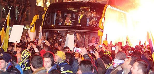 Aziz Yıldırım'dan taraftara...