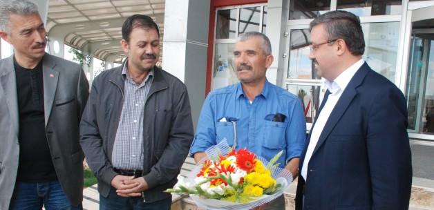 Erdoğan'ı tebrik için 700 km'lik yola çıktı