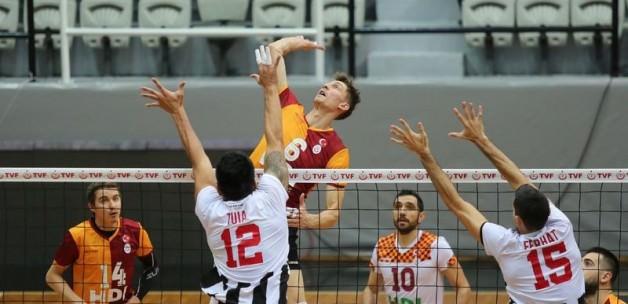 Filedeki derbi Galatasaray'ın!