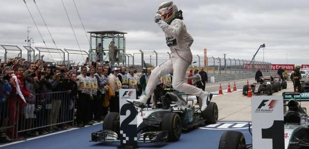 Formula 1'de şampiyon Lewis Hamilton