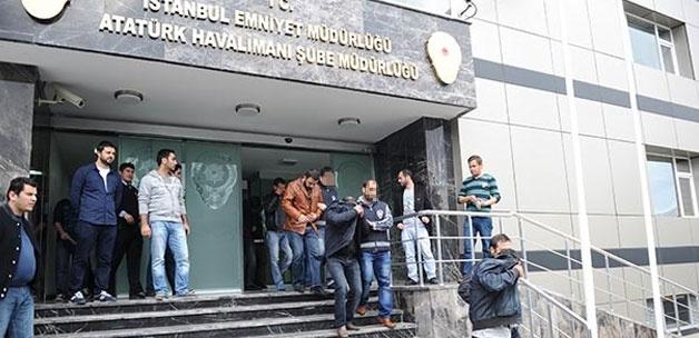 Havalimanı'ndaki kargo çetesi çökertildi