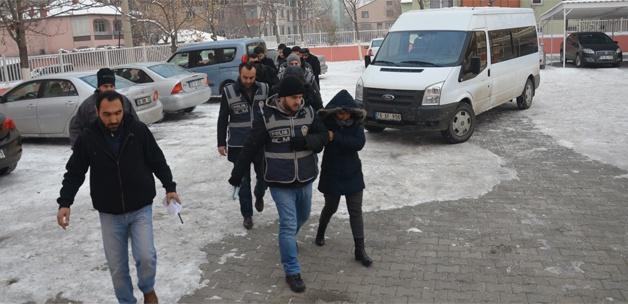 Iğdır'da gümrük operasyonu: 17 gözaltı