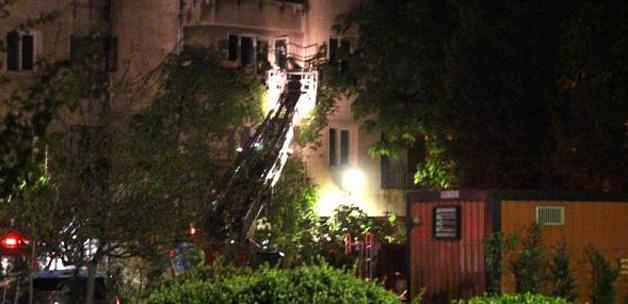 Kadıköy'de polis lojmanında yangın