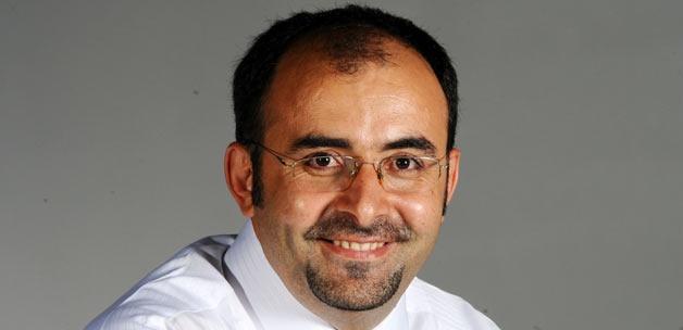 Köşe yazarlarından akıl almaz tweetler