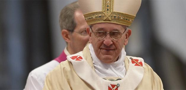 Papa Francesco'dan 'derin' temizlik