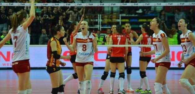 VakıfBank Şampiyonalar Ligi'ne, G.Saray CEV'e!