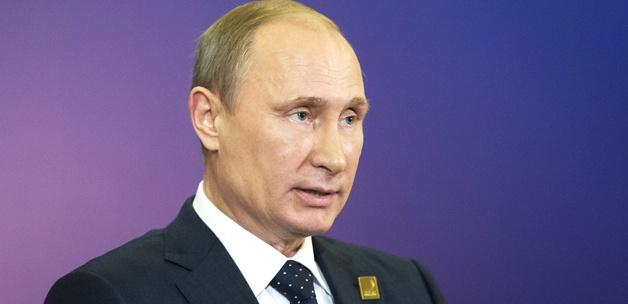Putin: Rusya'da 3 çocuklu aile standart olmalı