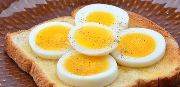 İdeal yumurta haşlamanın püf noktaları İdeal yumurta haşlamanın püf noktaları