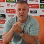 Mesut Bakkal 1 yıl daha Alanyaspor'da