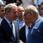 Bakan Akar'a memleketinde yoğun ilgi
