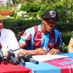 Trabzonspor'da Nwakaeme imzayı attı