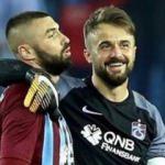Burak Yılmaz'dan Onur Kıvrak'a duygusal veda!