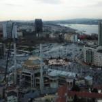Taksim Camii minaresi külah bölümü yerleştirildi
