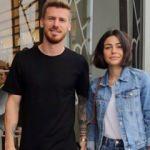 Serdar Aziz'in eşinden 'tatil' açıklaması