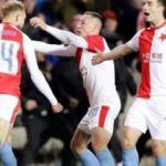 Müthiş düelloyu kazanan Slavia Prag! Sevilla veda etti