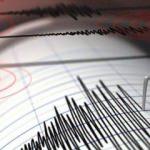 Endonezya'da 6.1 büyüklüğünde deprem