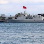 Hollanda Kraliyet Donanması gemisi İstanbul'a demirledi