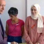 Cumhurbaşkanının yüzüne bakamıyorlar!