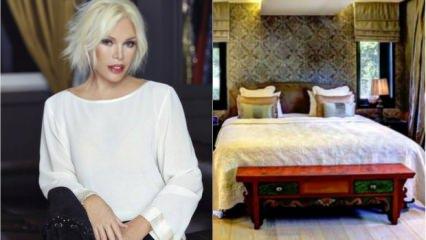 Ajda Pekkan ve Nebahat Çehre küs mü Ajda Pekkan ve Nebahat Çehre küs mü