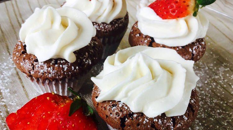 ÇİKOLATALI CUPCAKE ÇİKOLATALI CUPCAKE
