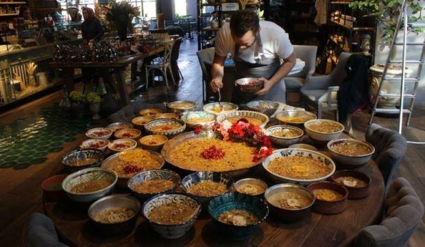 20 bin dolarlık kaselerde aşure ikramı 41