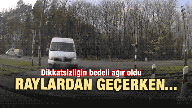 Raylardan geçerken tren biçti
