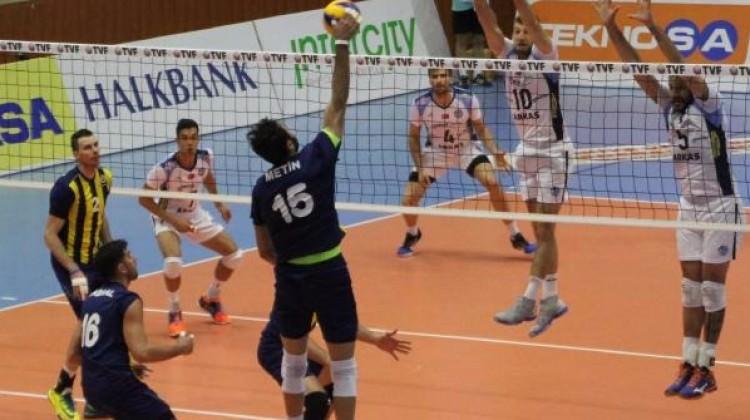 Arkas Spor, Fenerbahçe'yi devirdi