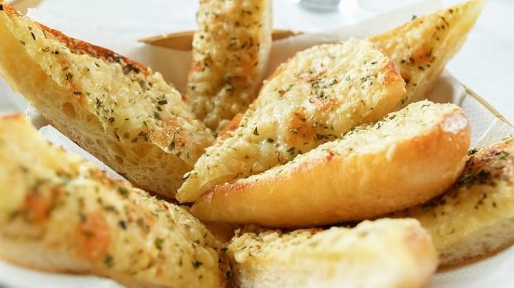 Sarımsaklı Ekmek tarifi