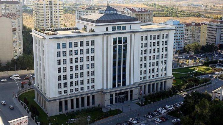 AK Parti, referandumu hatiplerle anlatacak