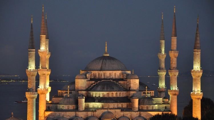 İbadethanelerde yeni dönem!