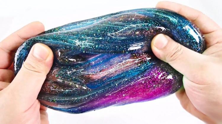 Son zamanların stres oyuncağı slime nasıl yapılır?