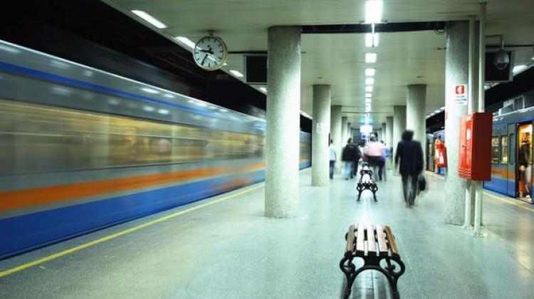 Metro istasyonlarındaki ATM'ler kaldırıldı