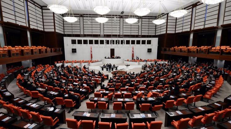 Emlak Bankası yeniden açılıyor
