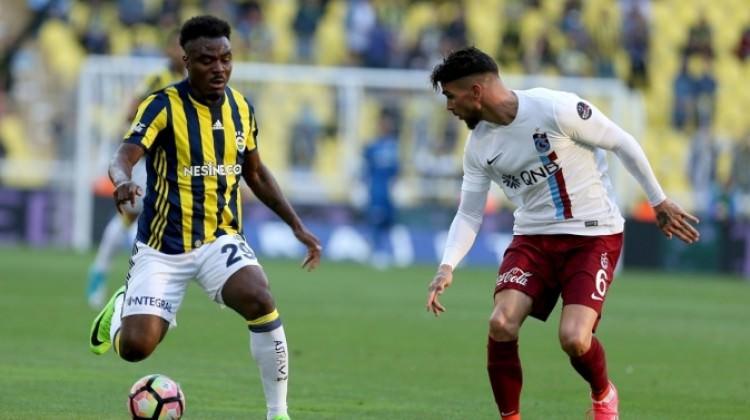 Kadıköy'de Emenike'den şok tepki!