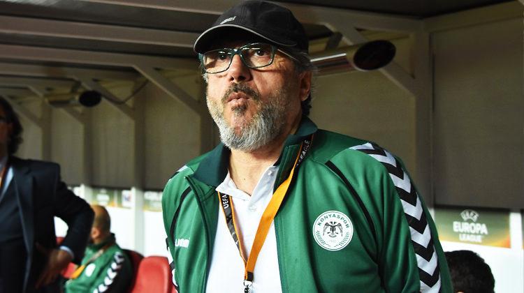 Mustafa Reşit Akçay resmen imzaladı!