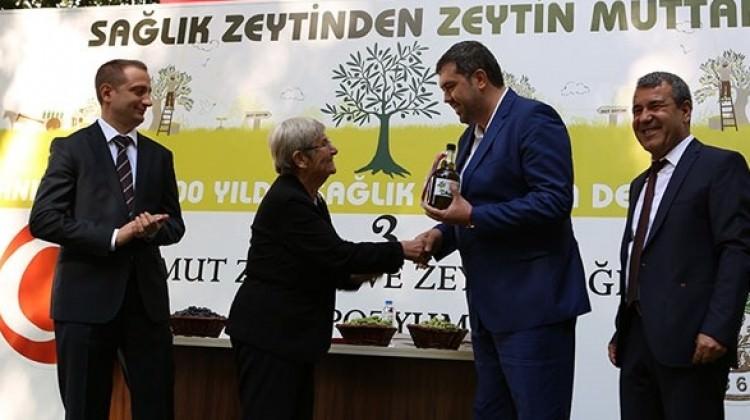 Bir şişesi 50 bin liraya satıldı