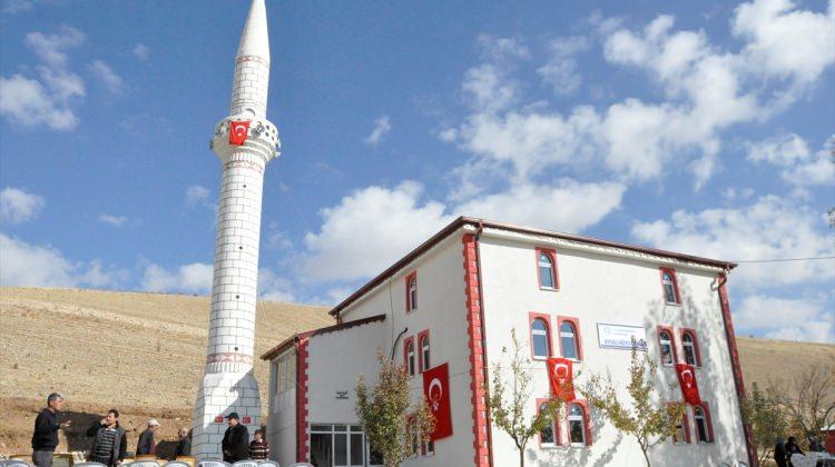 Vali Gül, Gürün'de cami açılışına katıldı